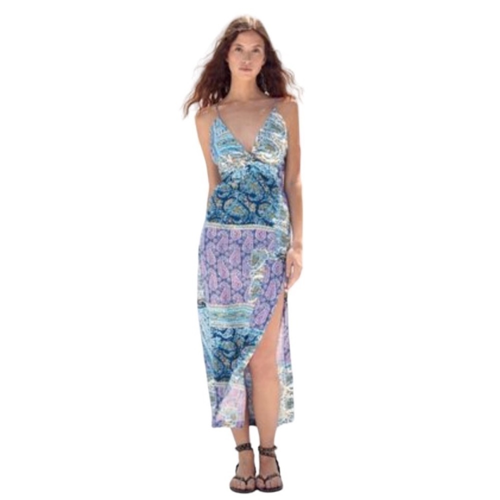 long printed dress with leg opening